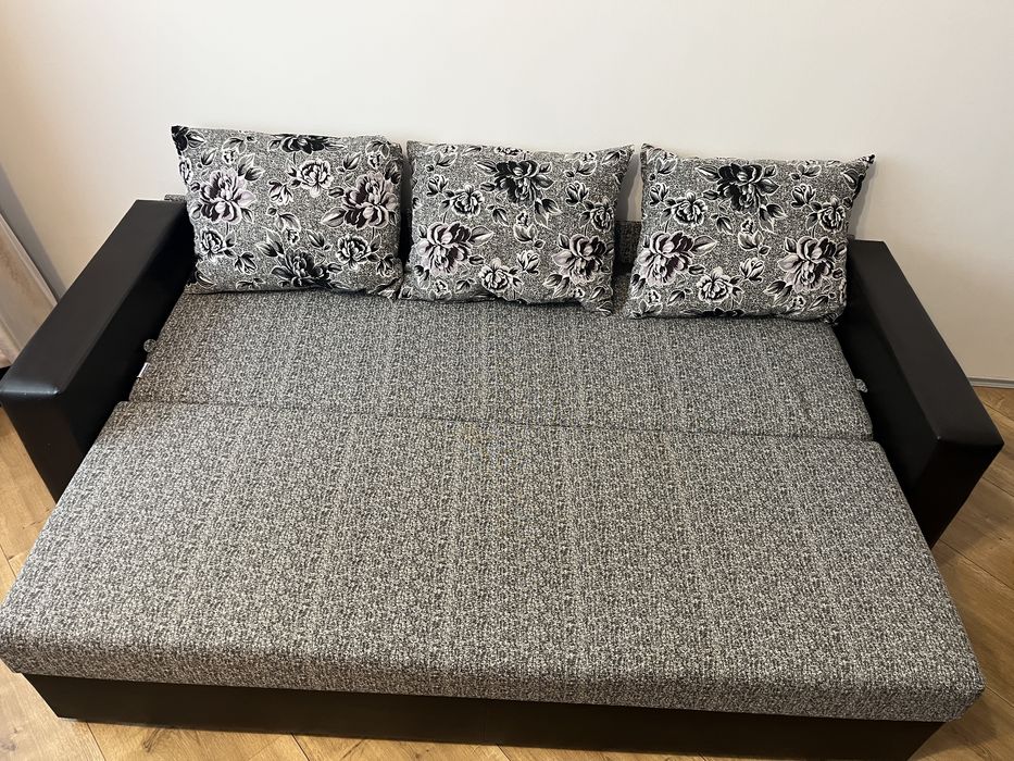 Canapea Extensibilă
