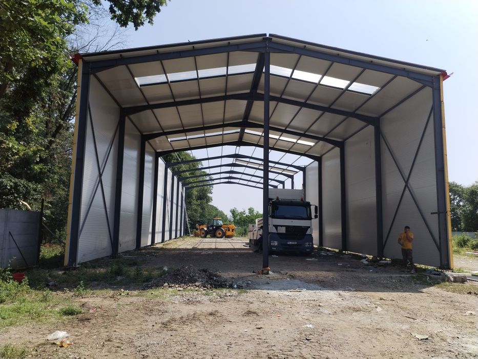 Vând structura metalica completa și hale cu tot cu panou