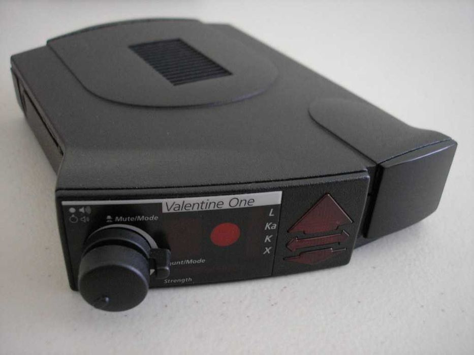 Detector radar v1 antiradar UTILIZARE auto valentine one