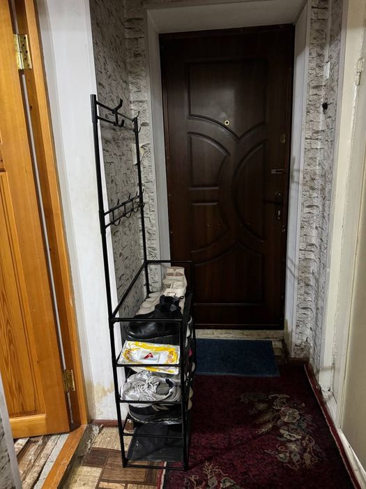 Продается квартира 1-комнатная на третьем  этаже 4-ех этажного дома.