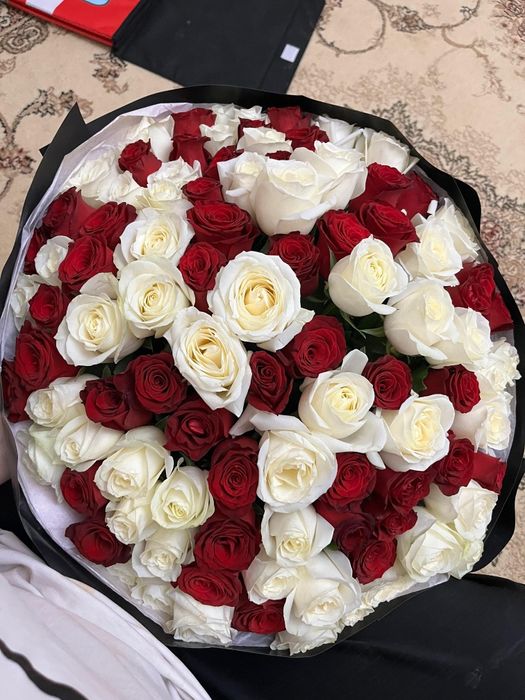 101 роза, свежий