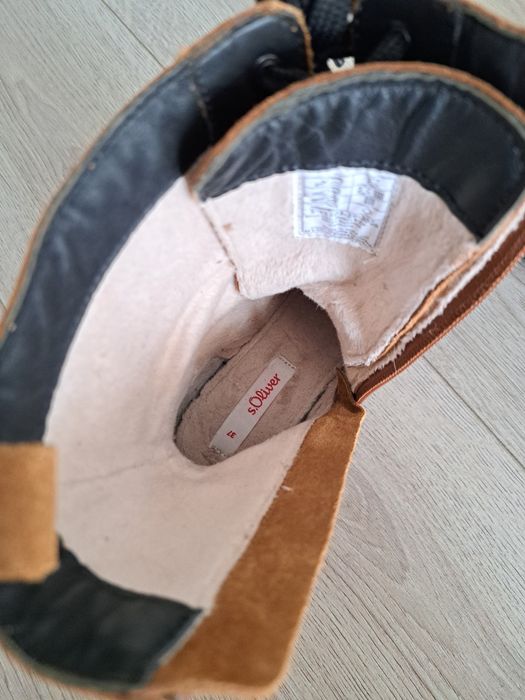 Vând ghete damă S'Oliver din piele