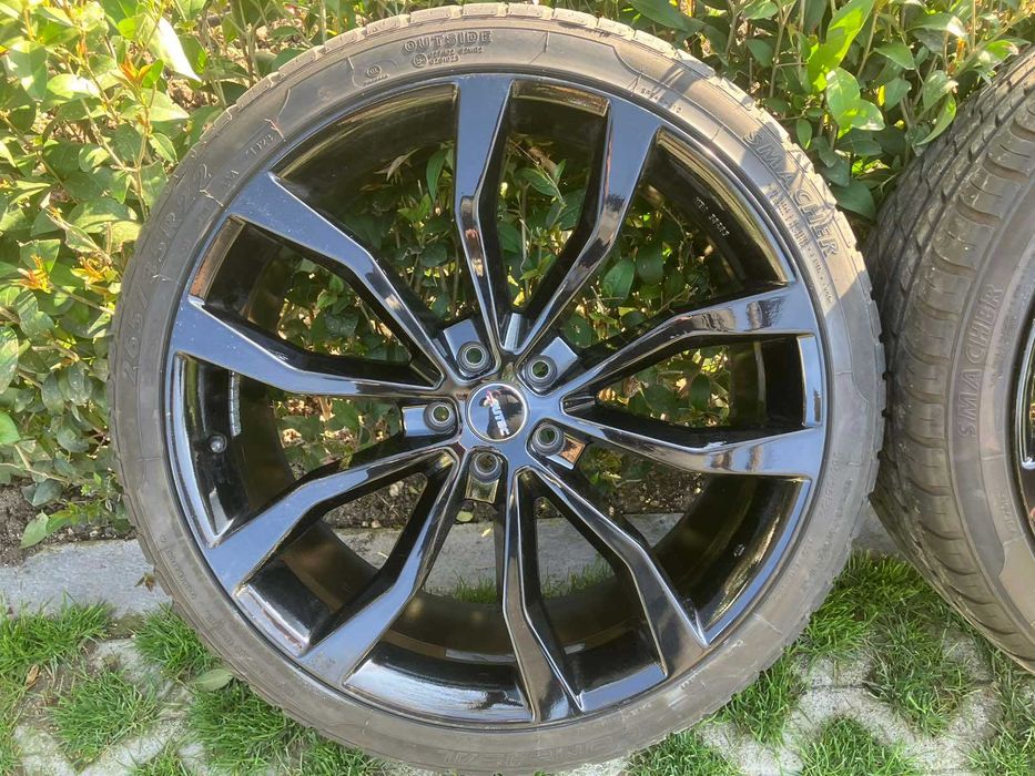 Джанти AUTEC Uteca с гуми 265 35 R22