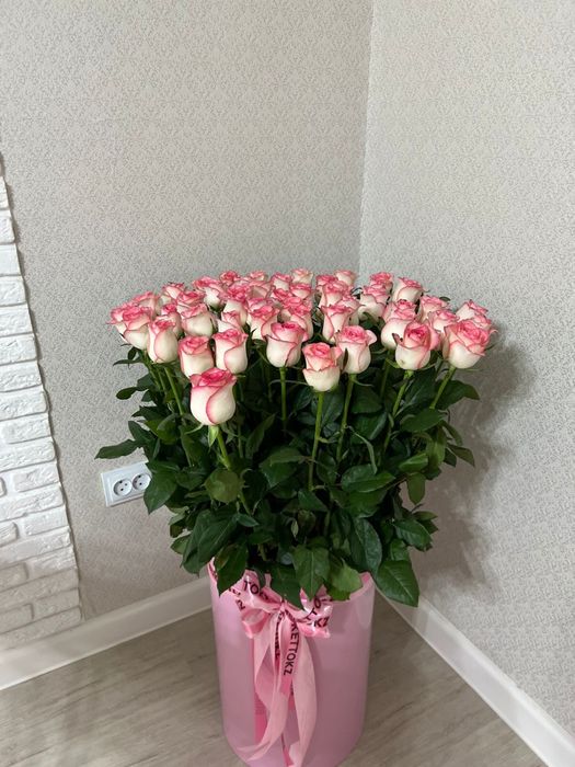 гигант коробка роз