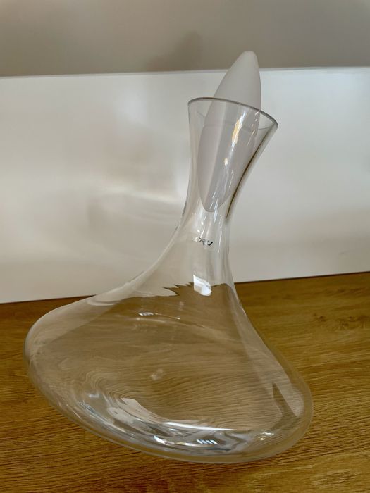 Луксозен декантер за вино Deru 2L