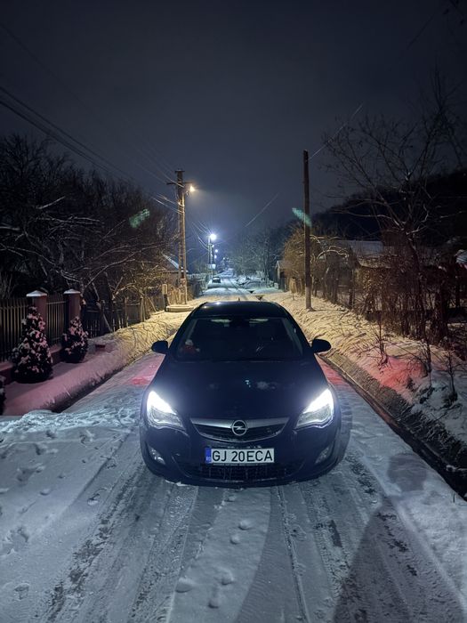 Opel Astra J Sport Tourer