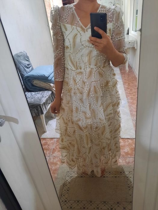 Продам платья вечерняя