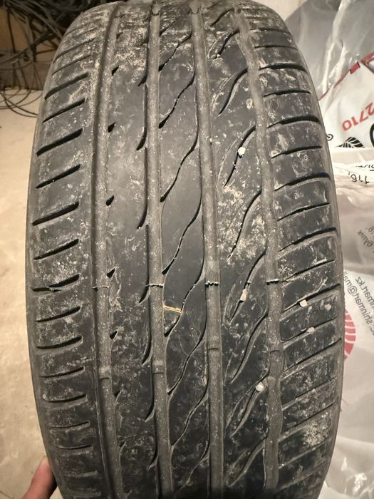 Продам титановые диски с резиной.