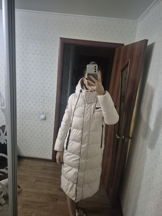 Продам зимний пуховик женский