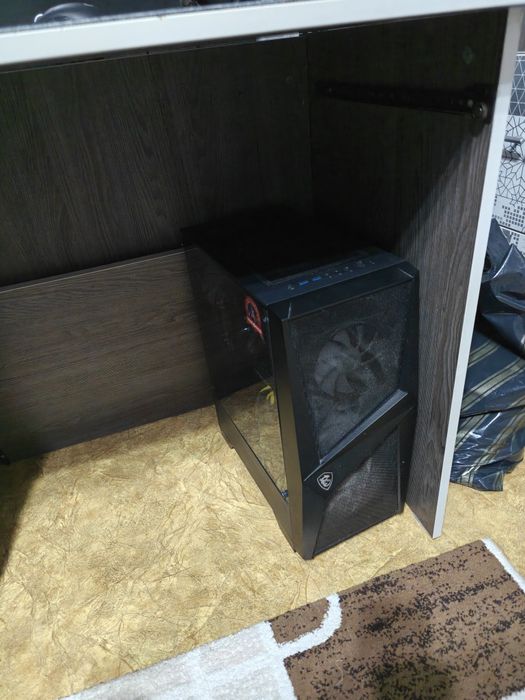 Продаю мощный игровой комп, тянущий все новинки