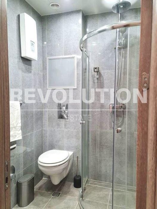 Дава се под наем Двустаен апартамент в Варна, Център - 50 кв.м за 600 € - Снимка #5