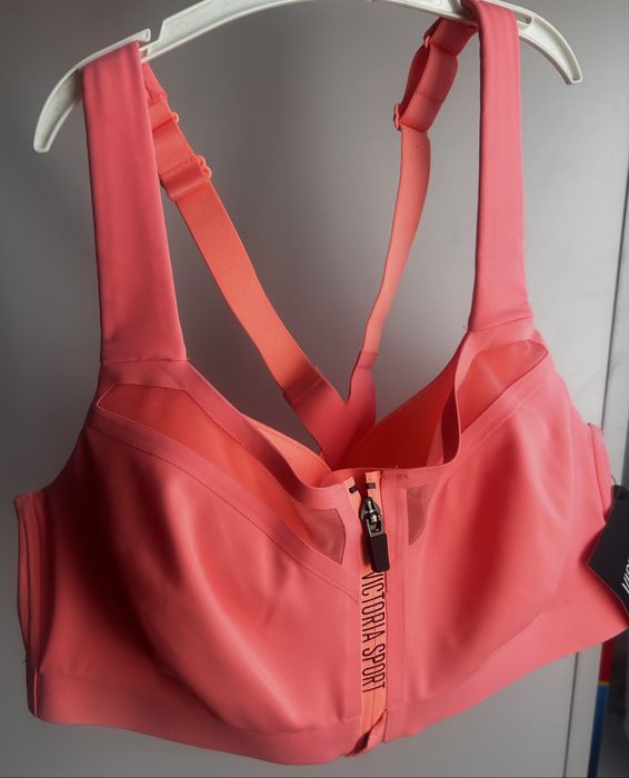 Bustiera dubla inchidere