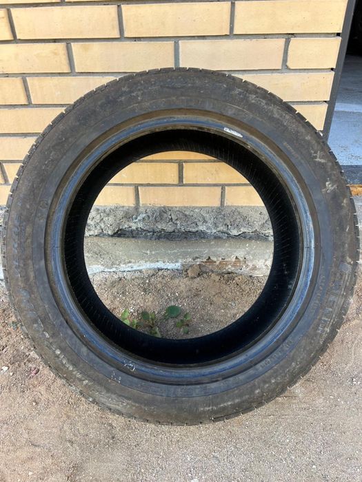 Резина б/у 255/50 R19