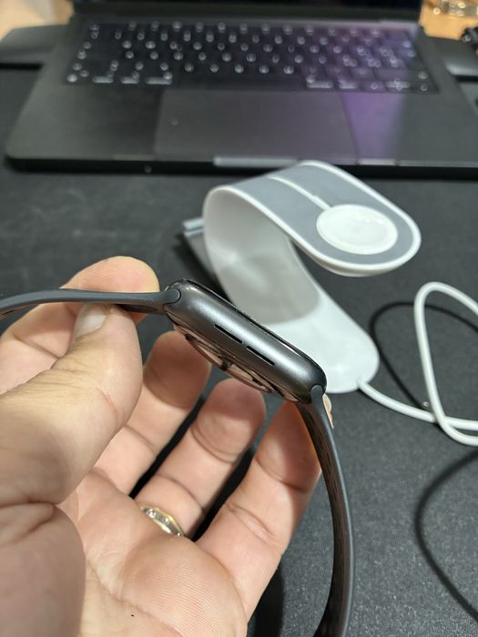 Apple Watch series 5 42 Nike edition