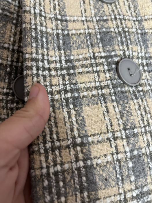 Kuz uchun tvid materyalli kastyum