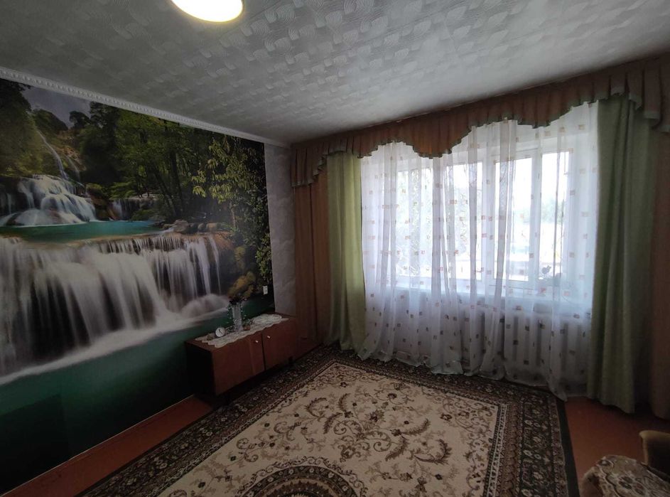 Продам 3-х комн. улучш. по ул. Камзина, 12