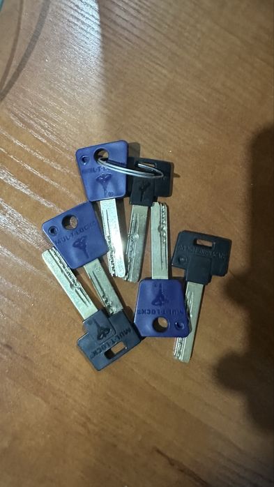 Кочественный двер