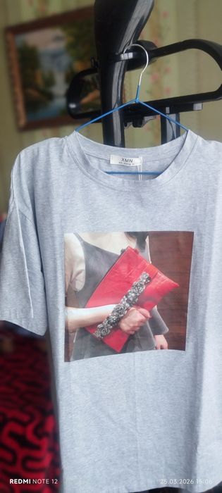 Продам футболки новые