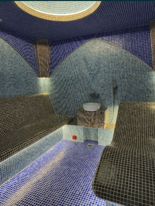 Продается свой новый дом-дача с зимним и летним бассейнами