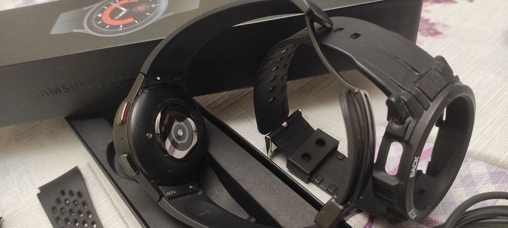 Смарт часовник Samsung Galaxy watch 5Pro