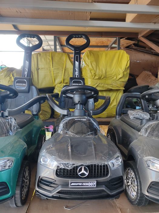 Детская машина с аккумулятором и с ручная управления