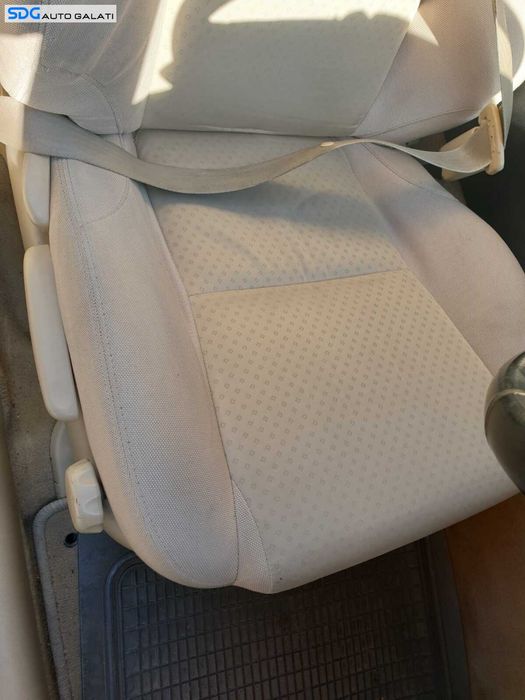 Scaun Dreapta Fata Pasager Textil Fara Incalzire Lexus XE20 IS IS220 2005 - 2013 [C0577]