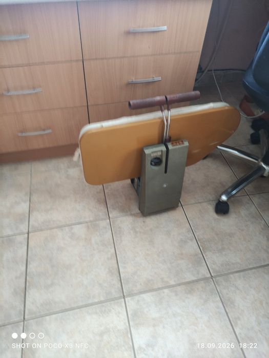Преса за подлепване на дрехи отлично състояние