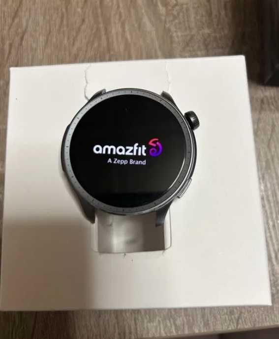 Smartwatch Amazfit Balance cu garantie