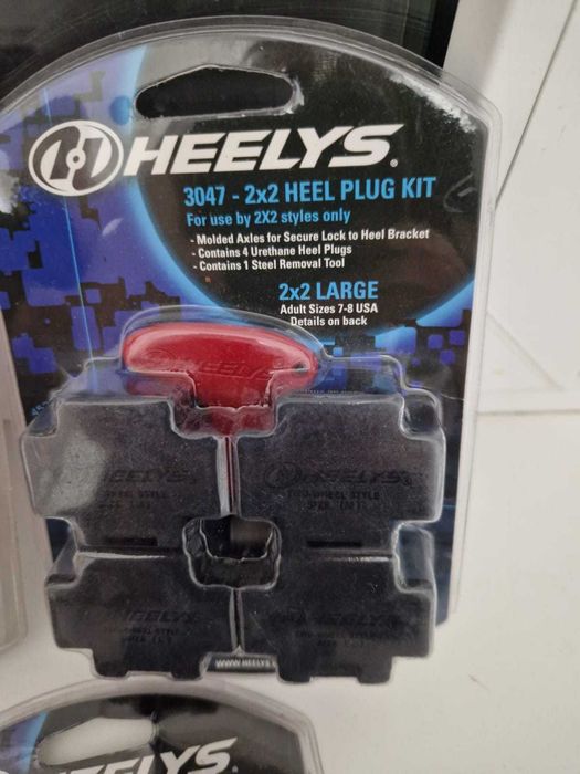 Роликовые кроссовки Hellys