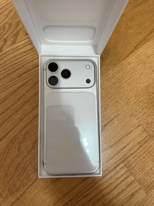 Iphone 17 pro max 512