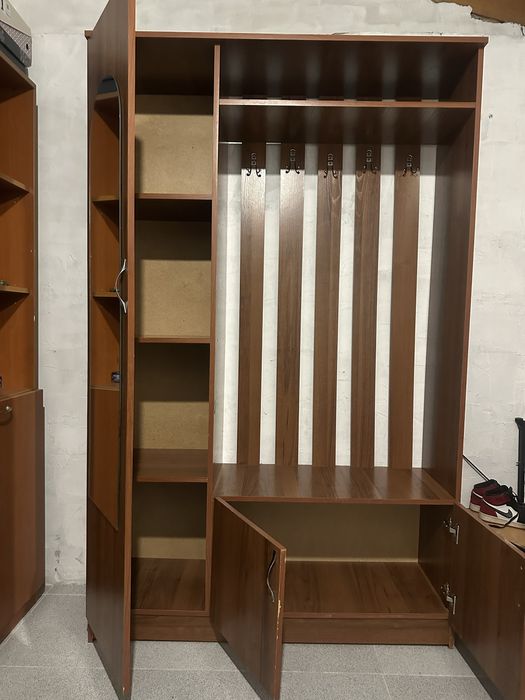 Продам шкаф-прихожку