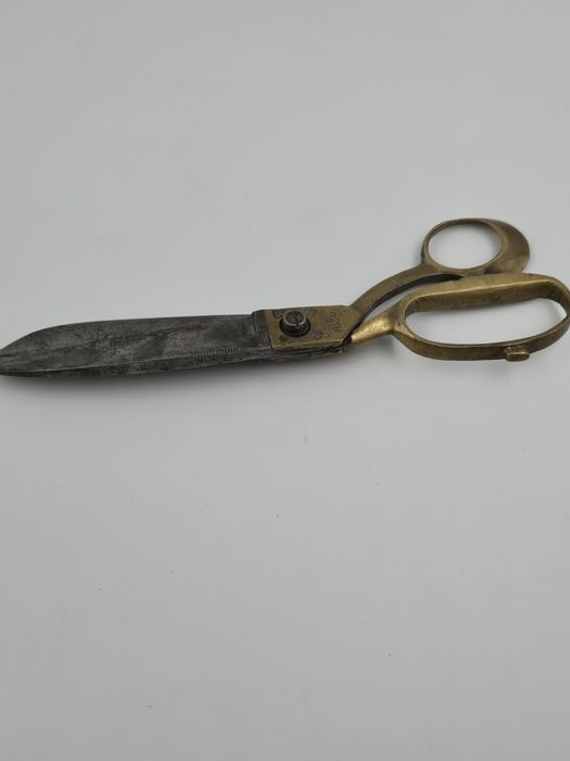 Foarfeca veche hand made