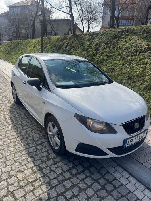 Seat  Ibiza  1.2  benzina  2012