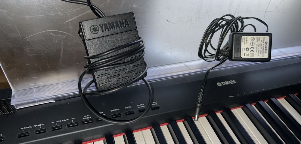 Yamaha P-95.