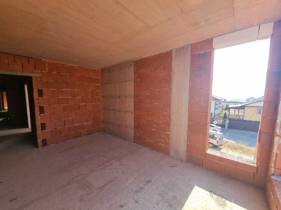 Продава се Тристаен апартамент в Благоевград, Освобождение - 100 кв.м за 847 €/кв.м - Снимка #4