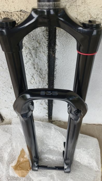 Вилка RockShox 35 Gold RL 29" DebonAir 140mm Boost 15X110mm