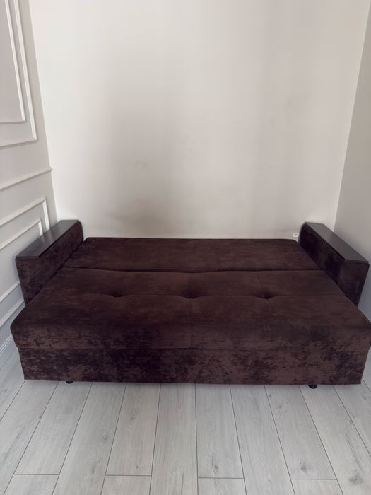 Продам диван 2м