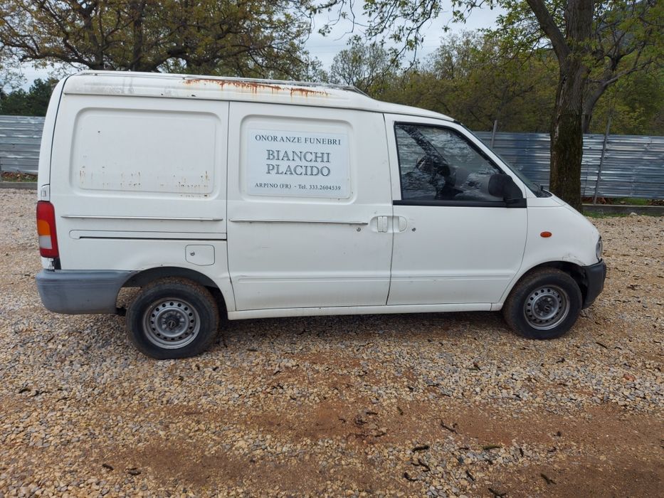 Nissan Vanette 2.3d на части !!!