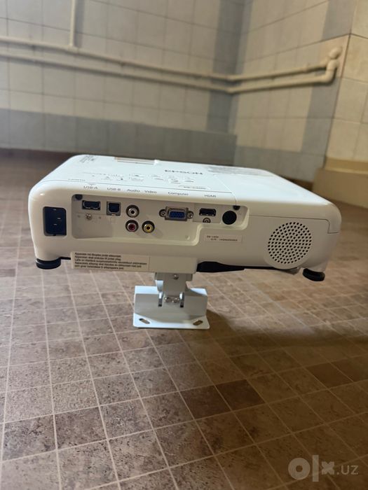 Проектор Epson для учебных центров