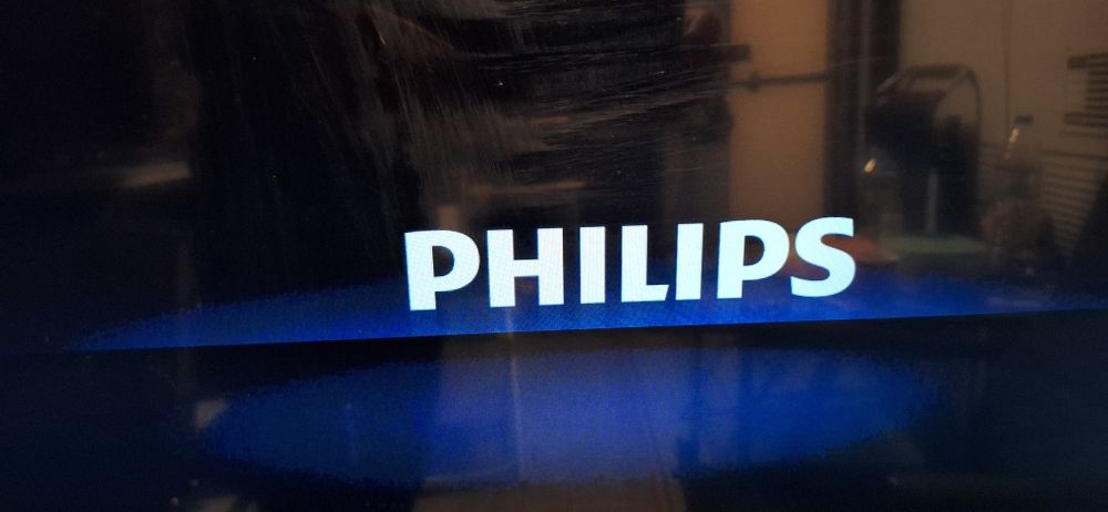 Телевизор Philips 42 инча