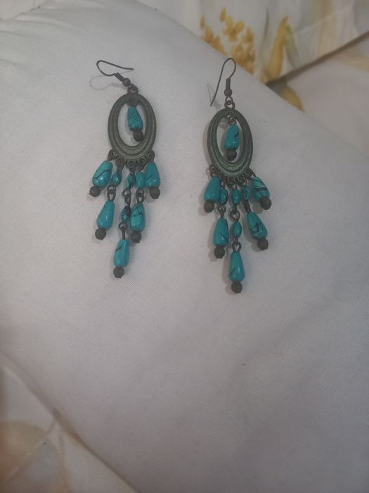 Продам стариные серьги.