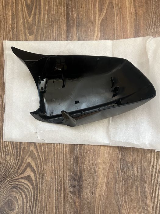 Капаци за огледала  черен лак за БМВ Ф10 Ф11 BMWF10 F11