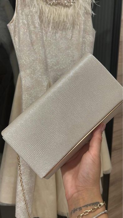 Рокля Юнона официална