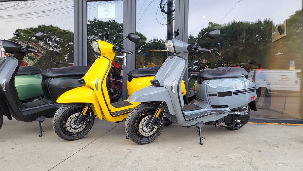 Hobbymoto vinde Lambretta V125 ABS, NOI - 0 KM, categoria B de permis