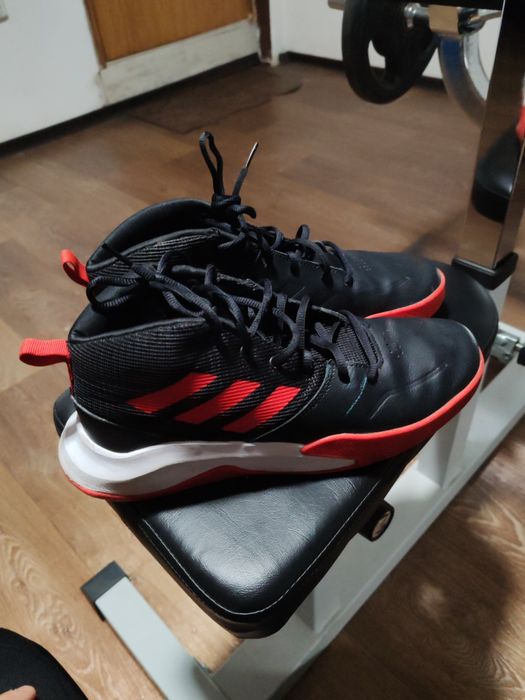 Adidași de sport Adidas