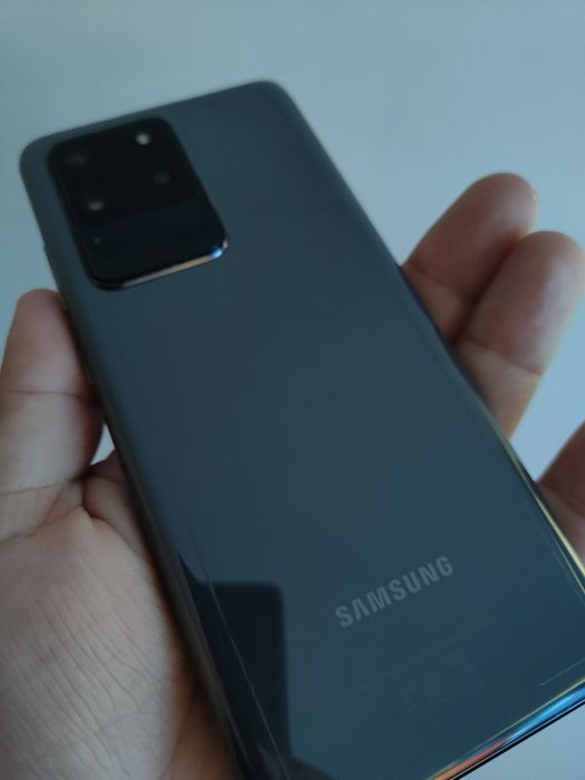 Samsung S20 Ultra 5G .. 128Gb 12Gb dualsim