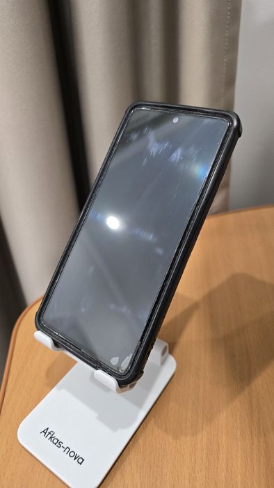 Samsung A52 смартфон