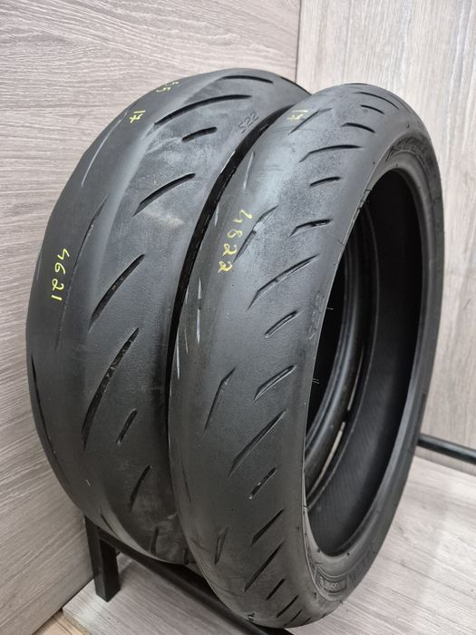 Set anvelope moto 120 70 17 cu 180 55 17 Bridgestone S22 dot 21 si 22