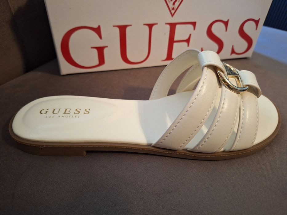 "Guess "нови дамски чехли 40 номер