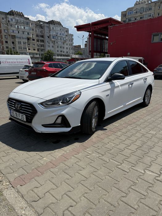 2019 Hyundai Sonata hybrid 2.0